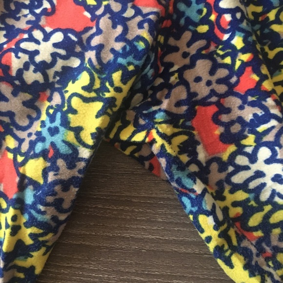 Funky Floral Lularoe Leggings TC - Picture 3 of 5